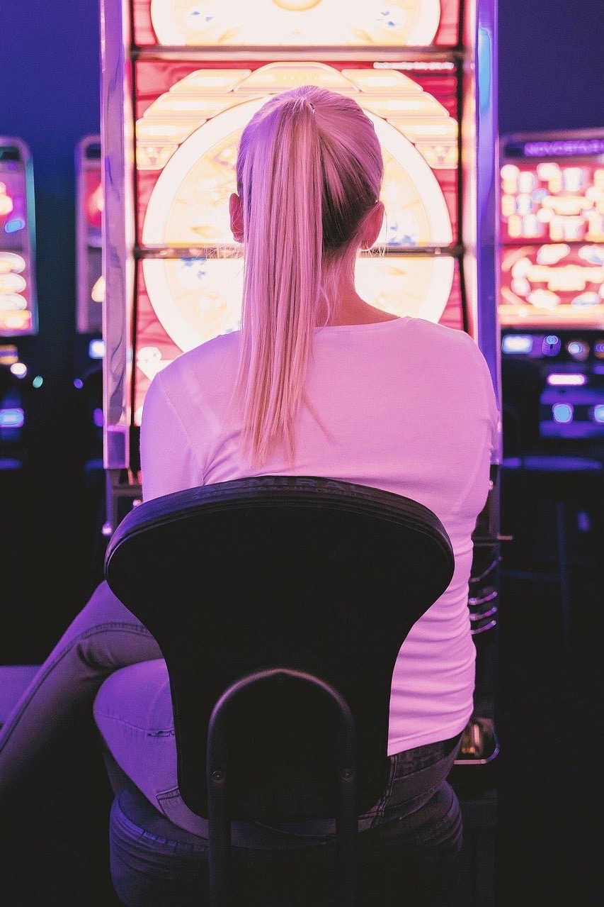 Simplewave - Free Social Casino